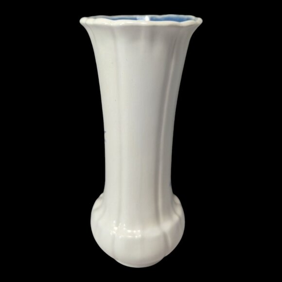 Vintage Duncan Signature White Ceramic Vase With Blue Floral Design - Picture 2 of 5